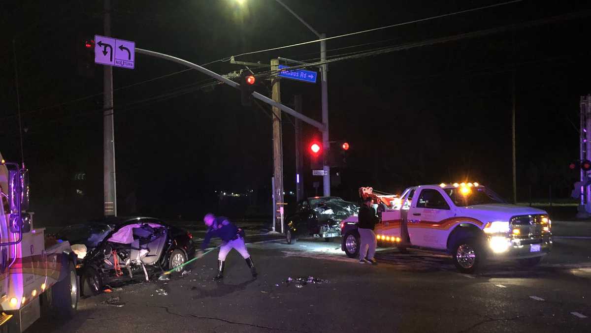 At least 2 injured in major crash in east Sacramento, officials say