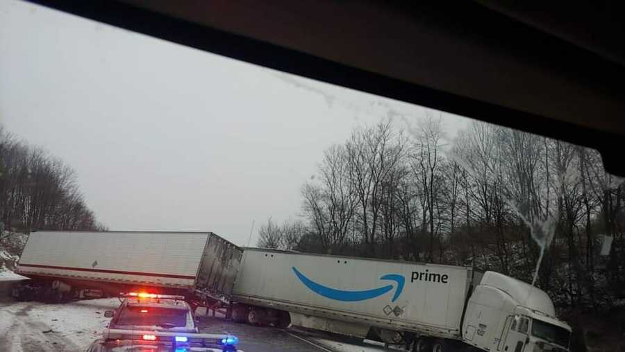 Multivehicle crash shuts down part of I80 westbound in Clarion County