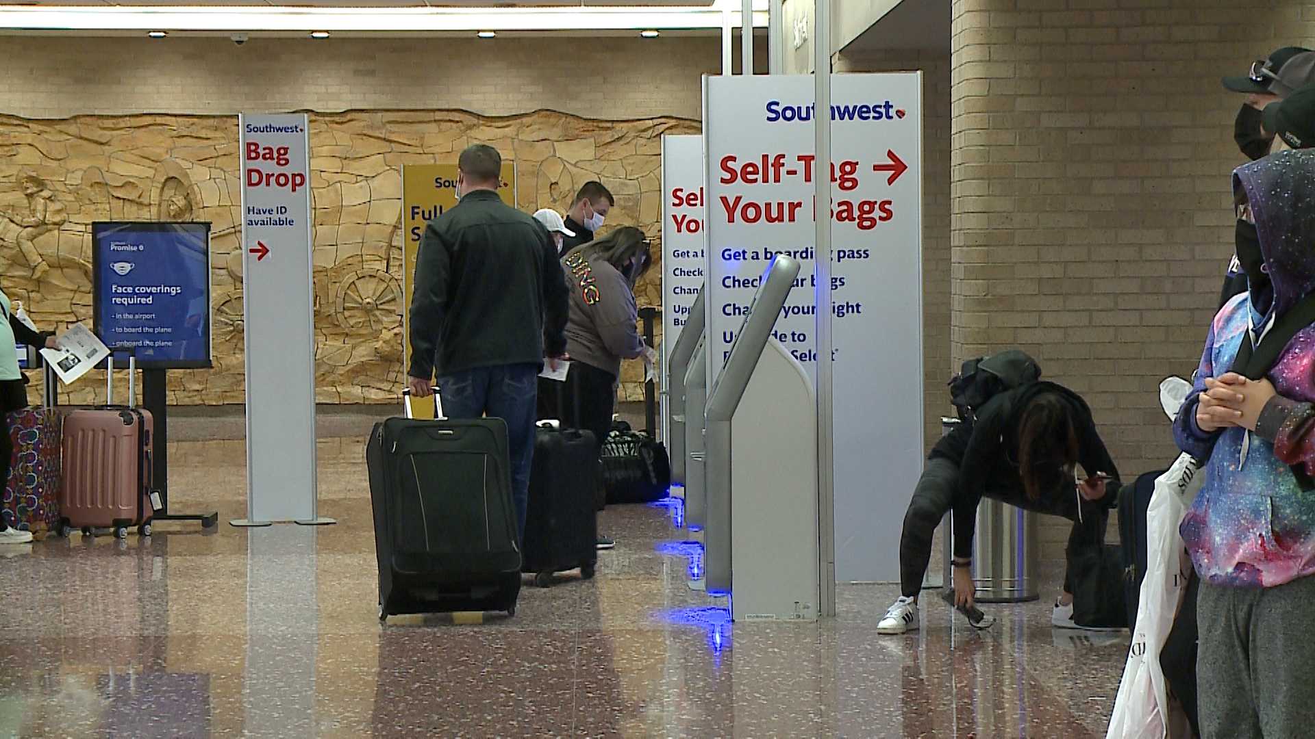 Eppley Airfield Says March 2021 Was Busiest Month For Travel Since   Eppley 1619060734 