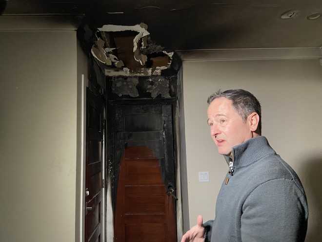 Neighbor helps elderly man escape Sacramento County house fire