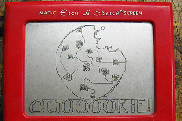 World's Smallest Etch a Sketch Red