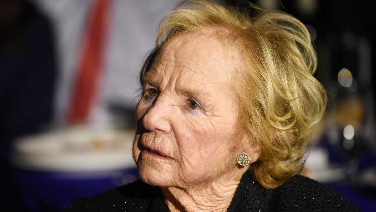 Ethel Kennedy hospitalized after stroke, her grandson announced(01)