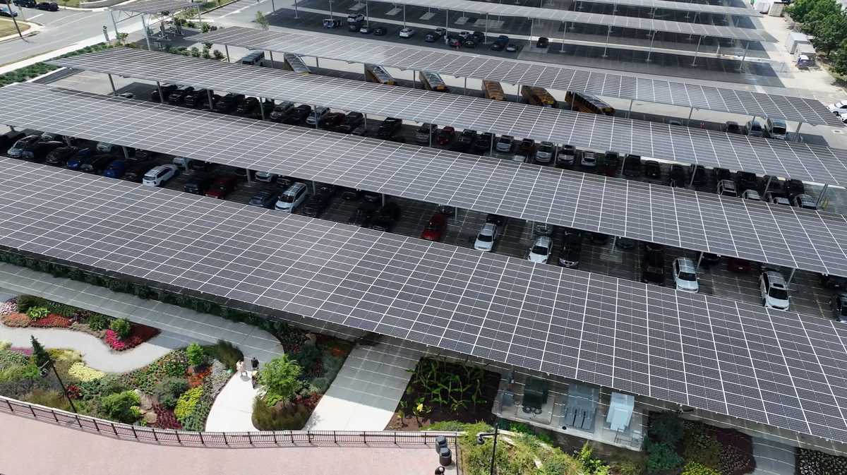 Cincinnati Zoo unveils 'largest publicly accessible urban solar array ...