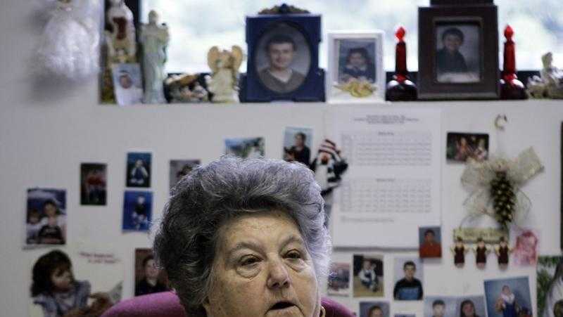 Eastern Kentucky health clinic founder Eula Hall dead at 93 - Vimarsana News