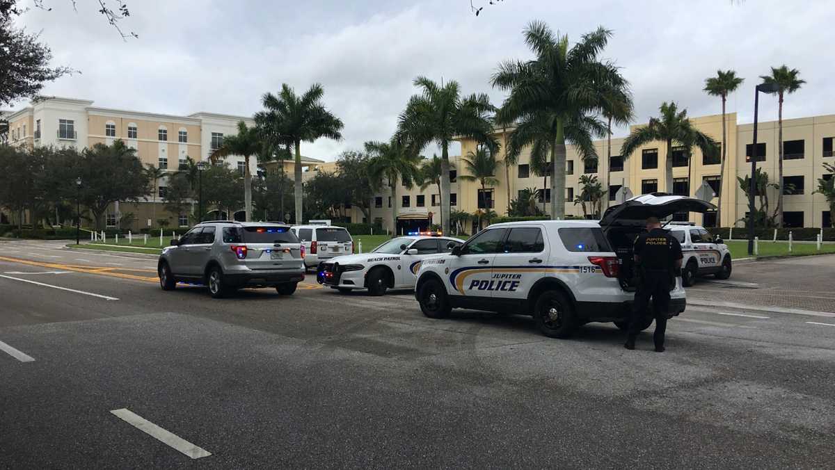 Phone threat prompts building evacuation in Jupiter