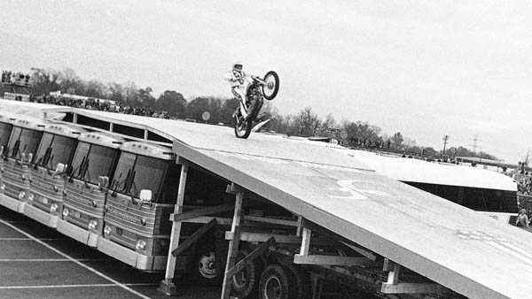 44 years ago, Evel Knievel made death-defying jump in Cincinnati