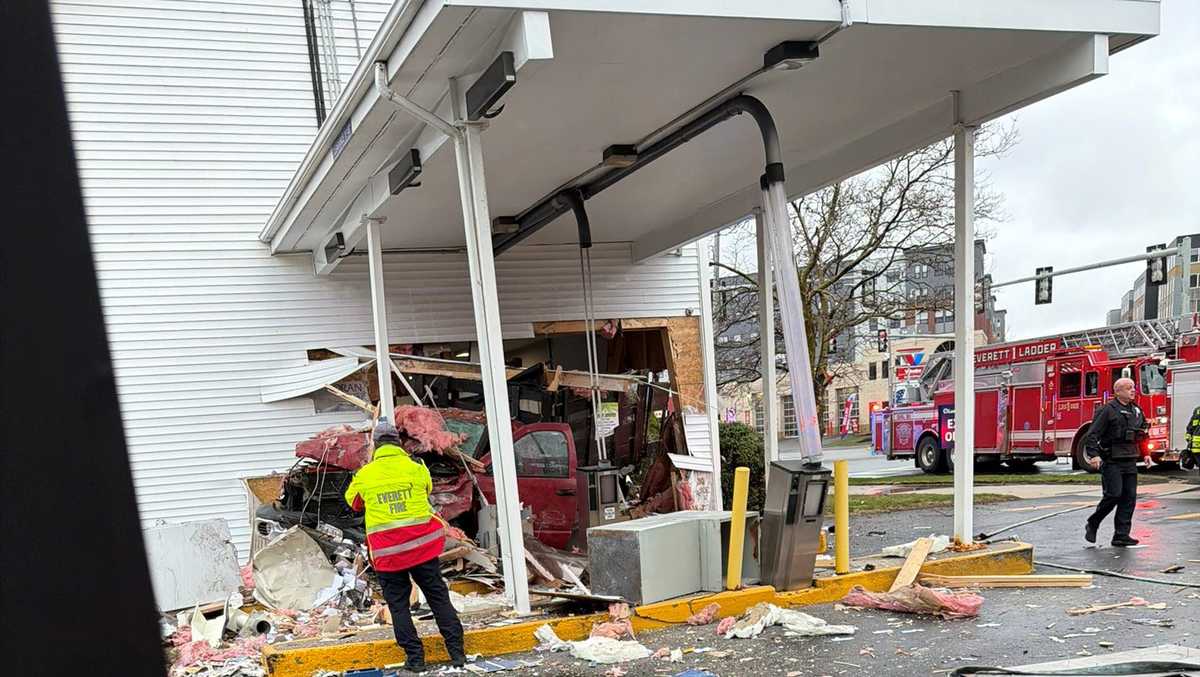 Truck crashes through Everett bank
