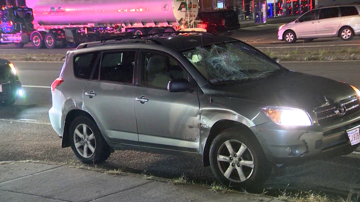 Bicyclist hit by car, seriously injured on Revere Beach Parkway in Everett