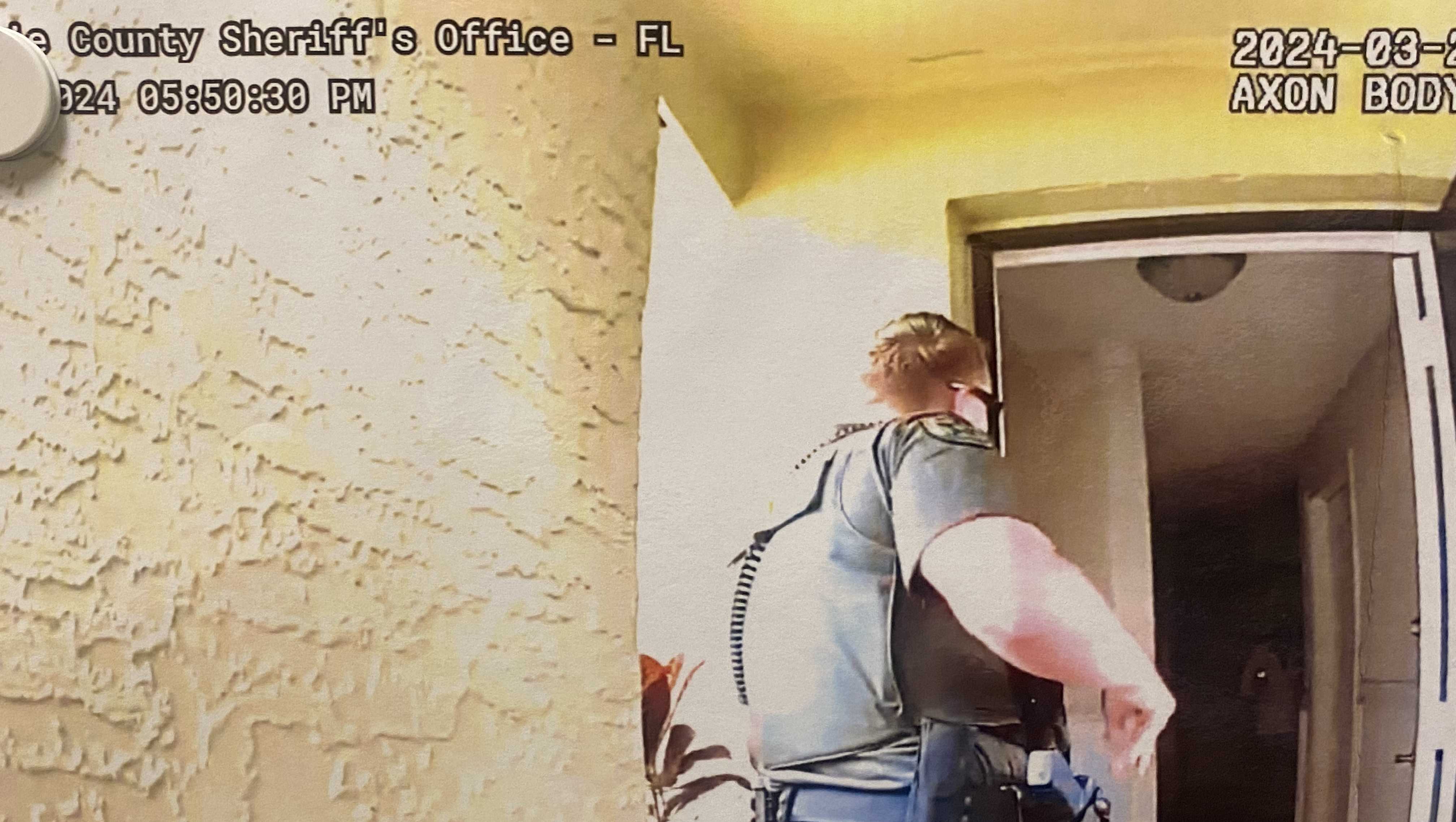 Florida sheriff releases body camera video of deputy involved shooting - Vimarsana News