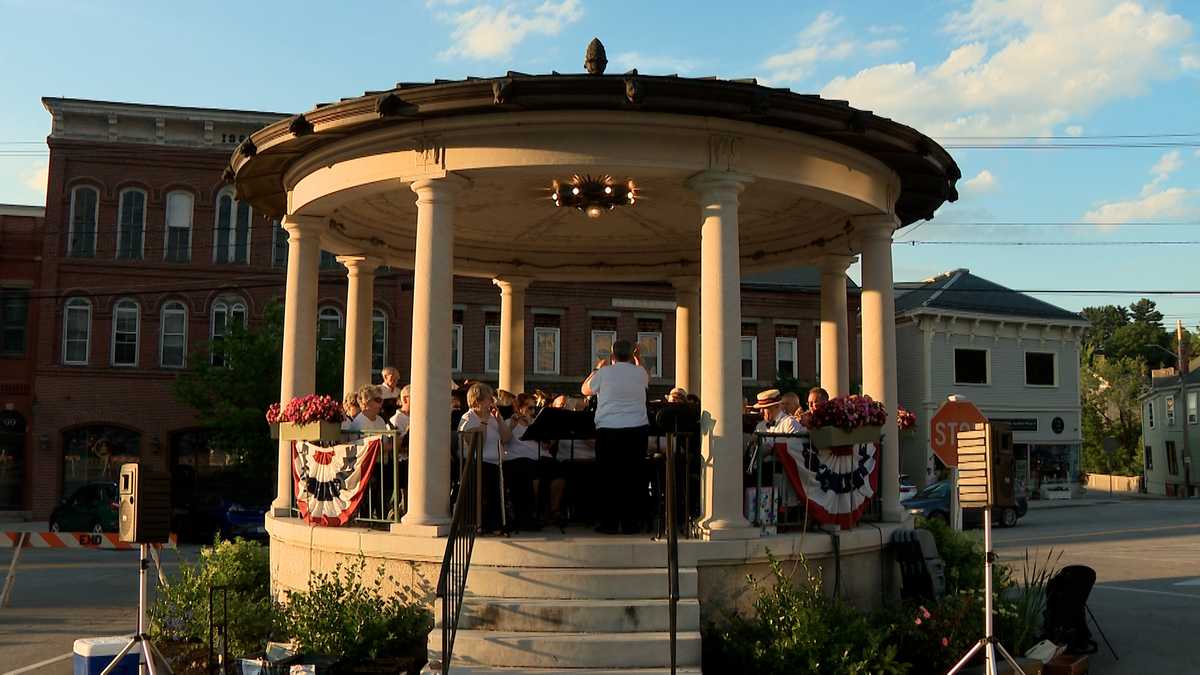 NH Chronicle The Exeter Brass Band