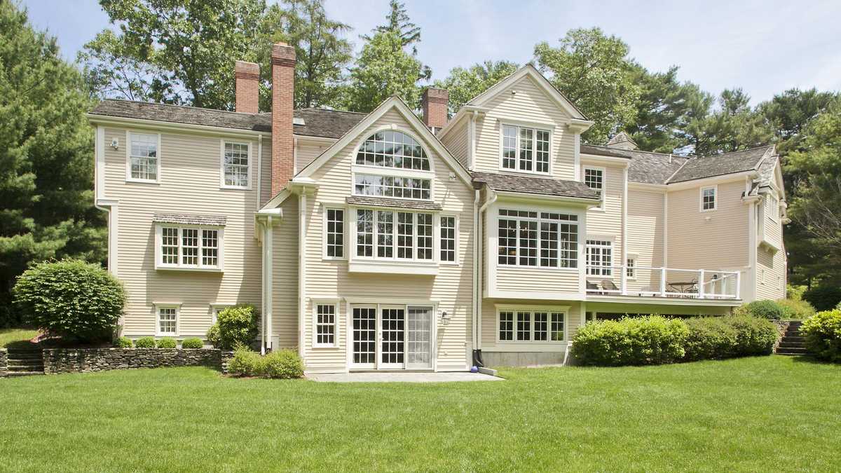 Elegant estate on market in Hingham for 2.42M