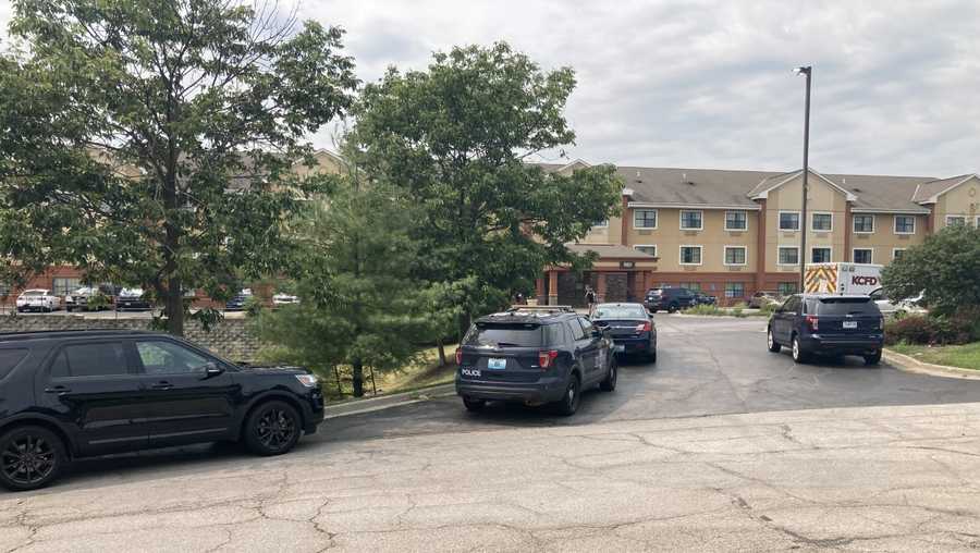 KCPD investigates homicide at Extended Stay  Hotel, 550 W. 105th St