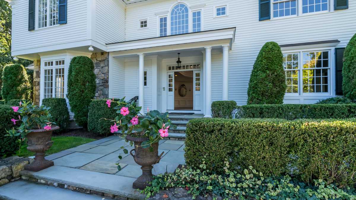 Elegant country home on market for $5.99M