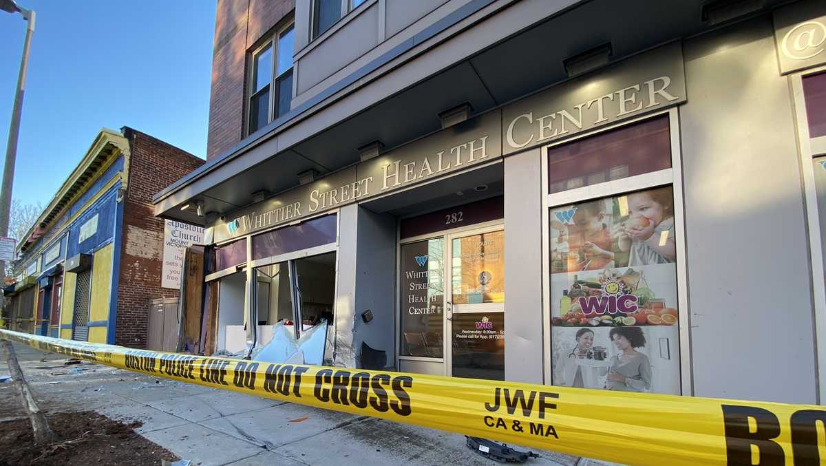 Car crashes into Roxbury building where COVID19 vaccinations are