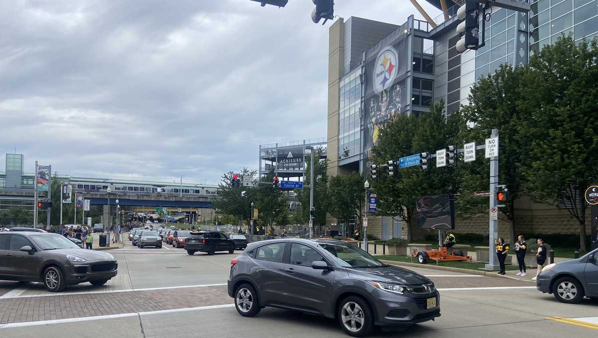 PHOTOS: Fans visit Acrisure Stadium for first Steelers preseason game held  at home – WPXI