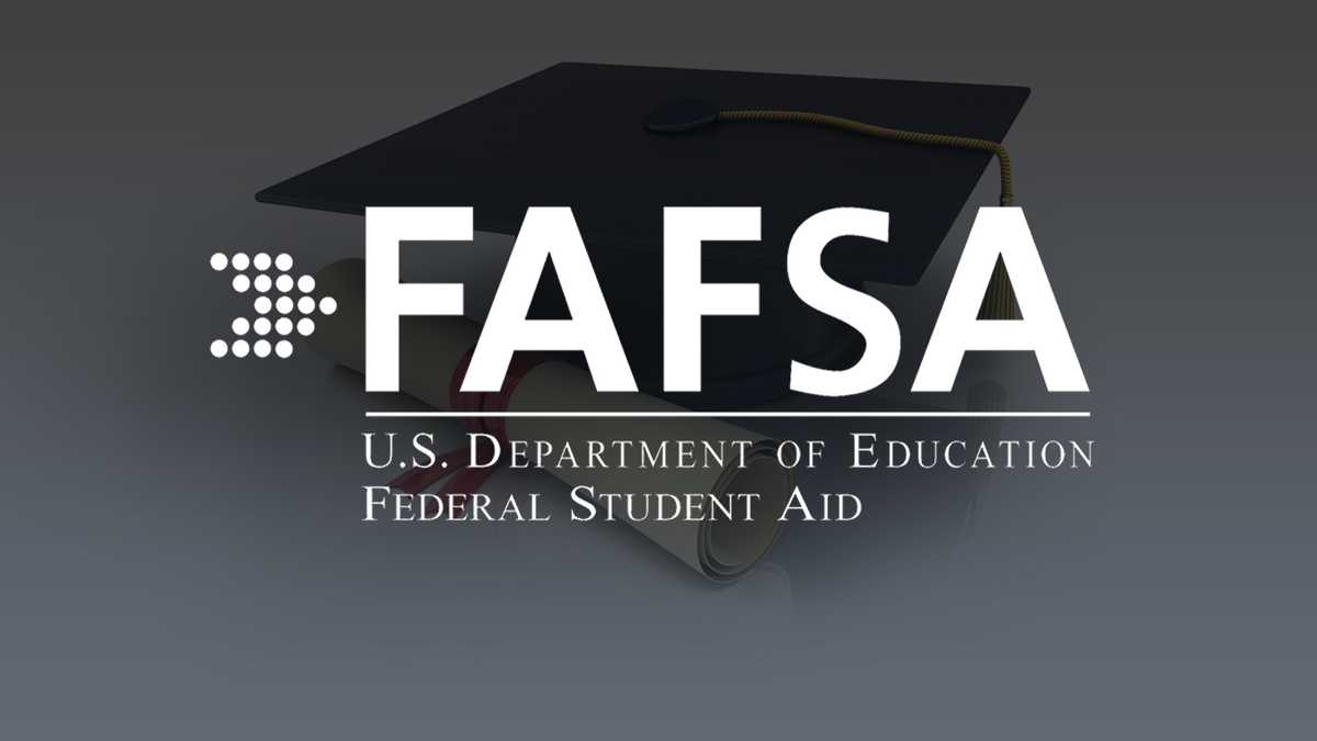 FAFSA applications are open. What to know before filling it out