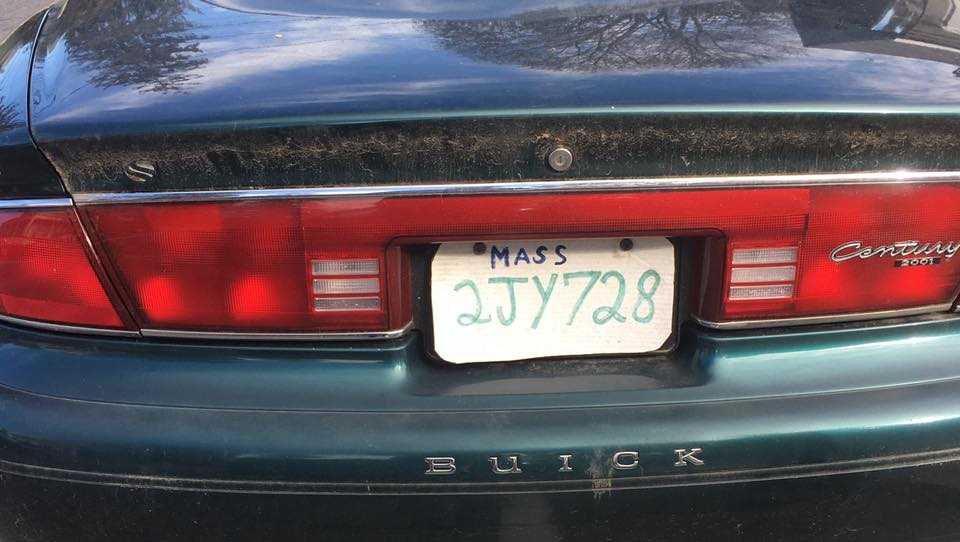 police-pull-over-car-with-fake-massachusetts-license-plate