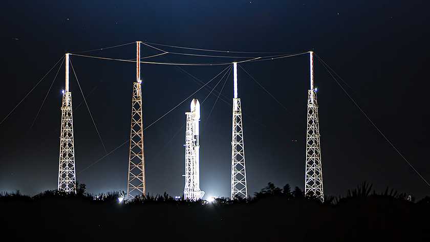 Falcon 9 and ANASIS-II vertical on SLC-40.