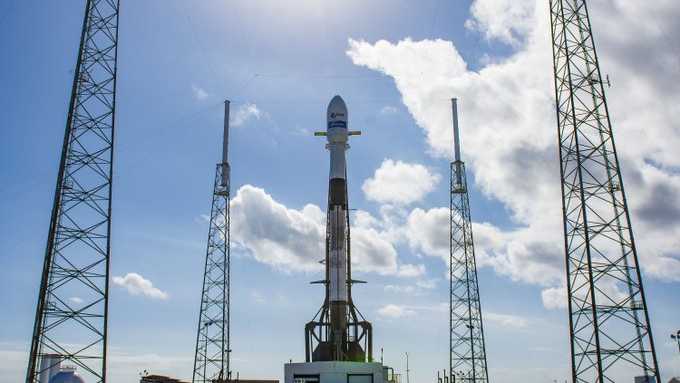 SpaceX lancia altri satelliti sabato mattina