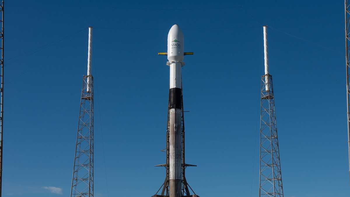 SpaceX Falcon 9 file photo