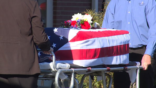 Police officers begin saying final goodbyes to Franklin K9 officer ...