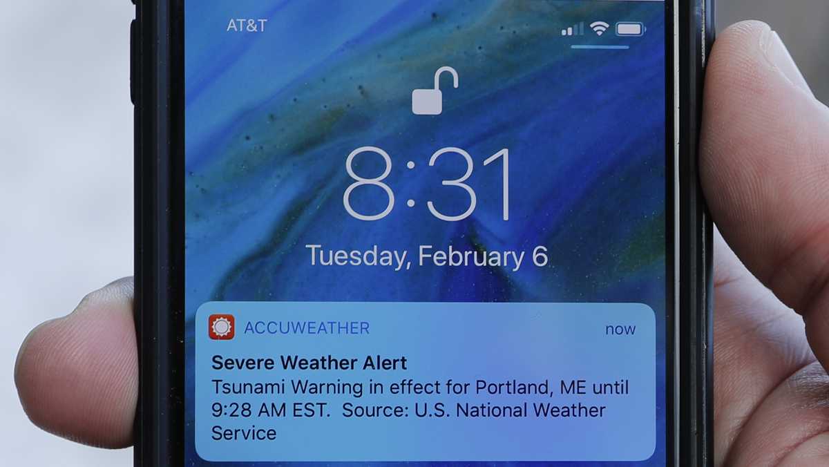 Tsunami alert oakland