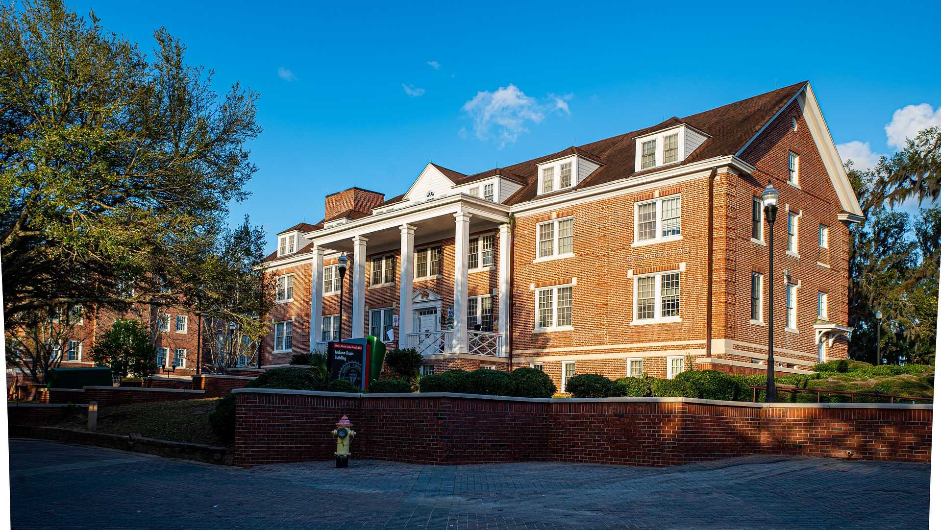 FAMU students wary of political influence on race education - Vimarsana News