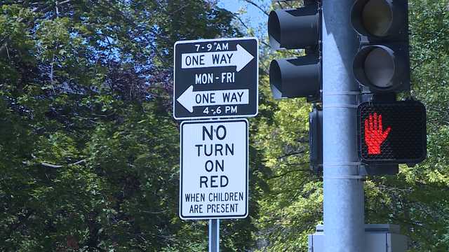 Neighbors respond to plan making Farnam Street two-way, all day - Vimarsana News