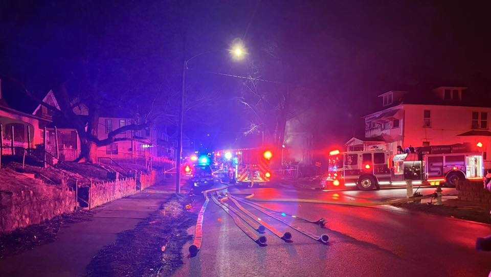 1 killed in morning fire in St. Joseph, Missouri