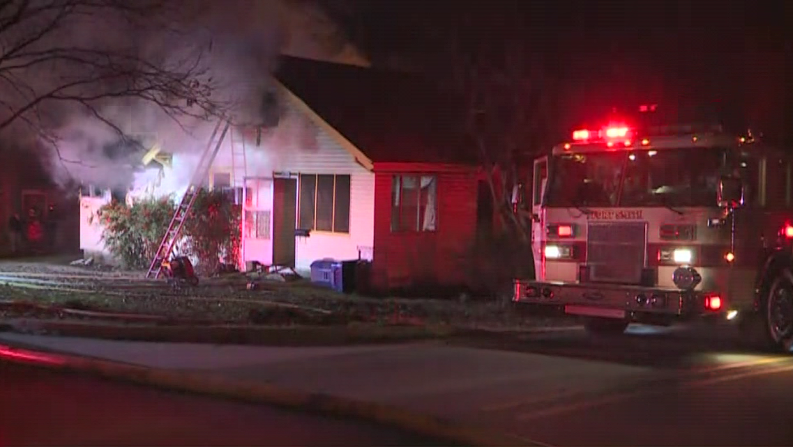 One Person Dies In Early Morning House Fire In Fort Smith