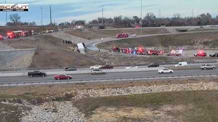 Kansas City police investigate fatal crash involving tractor-trailer at I-70, I-435 - Vimarsana News