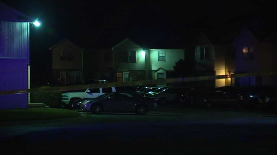 Man fatally shot in Blue Springs early Wednesday