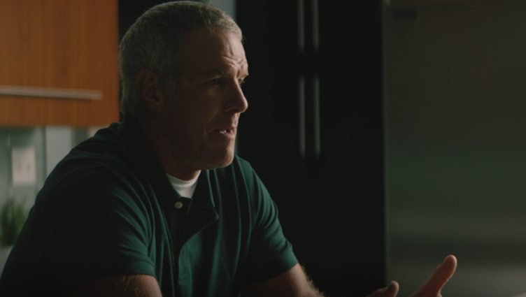 Brett Favre PSA urges no tackle football for kids under 14