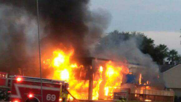 Four years after popular Green Bay Packers bar burns down, the Cheeseheads  are back