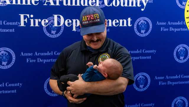 Anne Arundel County fire dispatcher meets baby he helped deliver - Vimarsana News
