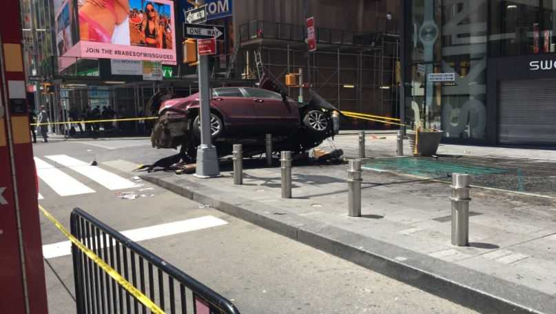 At least 1 dead, driver in custody after car plows into Times Square ...