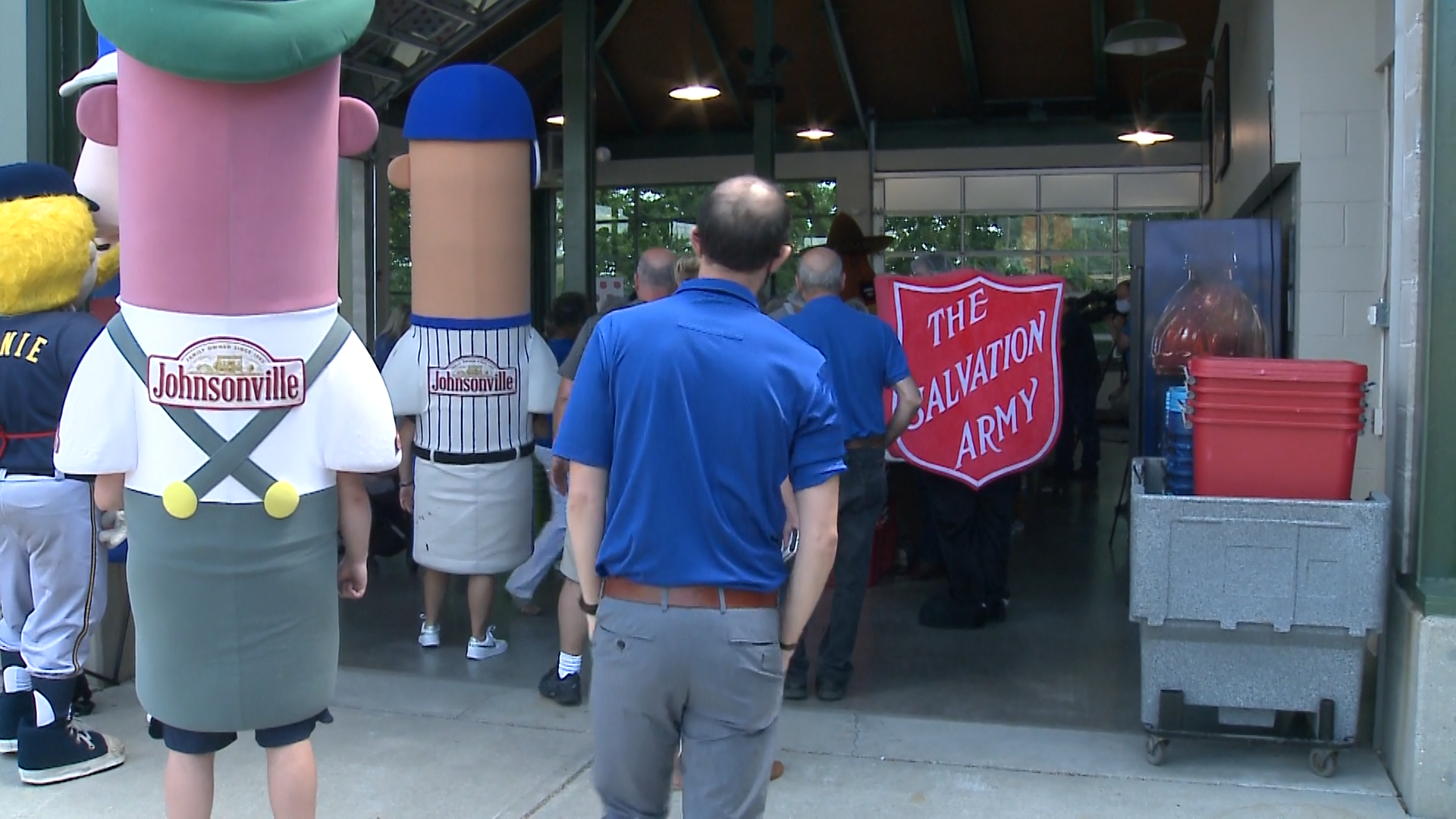 Salvation Army and Milwaukee Brewers kick off kids' summer meals program - Vimarsana News