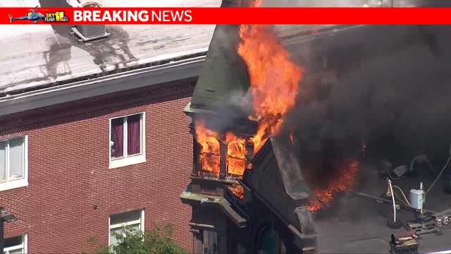 SkyTeam 11 over a fire in Fells Point - Vimarsana News