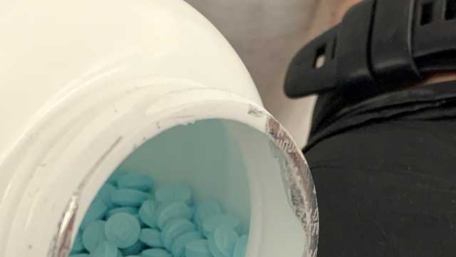 Omaha DEA investigators seize thousands of fake pills - Vimarsana News