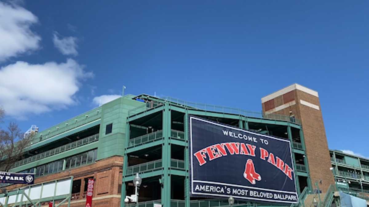 Vermont fighter jet included in Fenway Park flyover