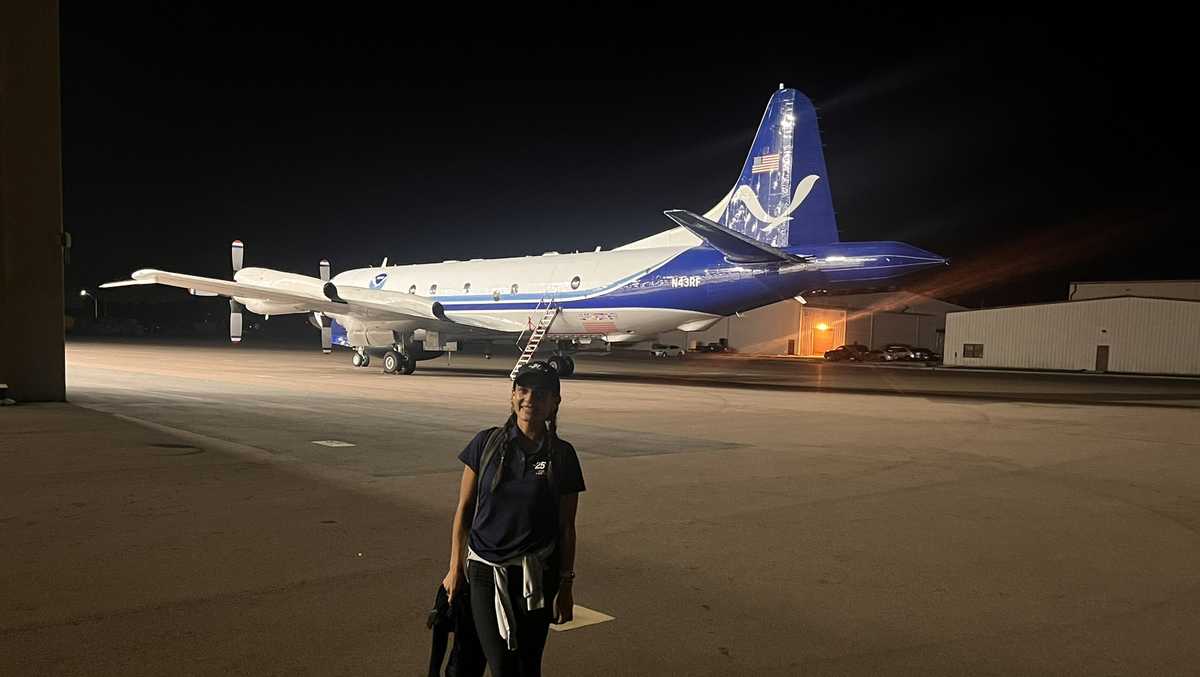 Meteorologist travels through Nicole on Hurricane Hunter plane