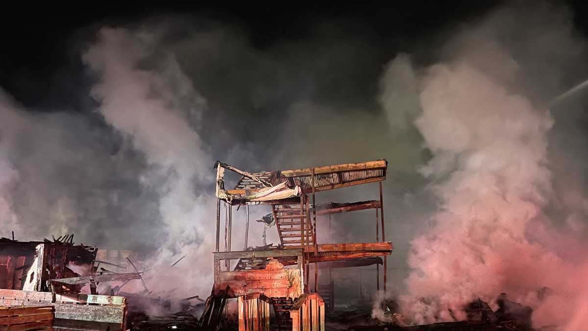 New Orleans Oakmont Apartments fire