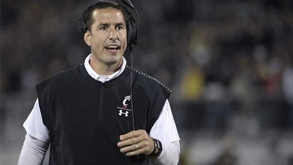 UC coach Luke Fickell named to 2022 Dodd Trophy preseason watch list UC coach Luke Fickell named to 2022 Dodd Trophy preseason watch list
