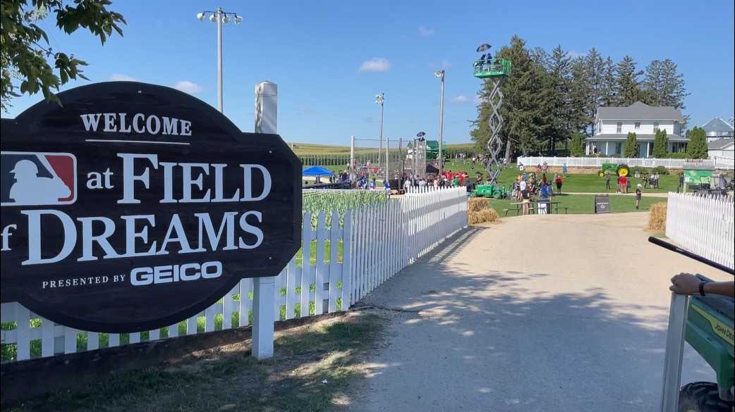 Field of Dreams setup leaves MLB, White Sox, Yankees players awestruck