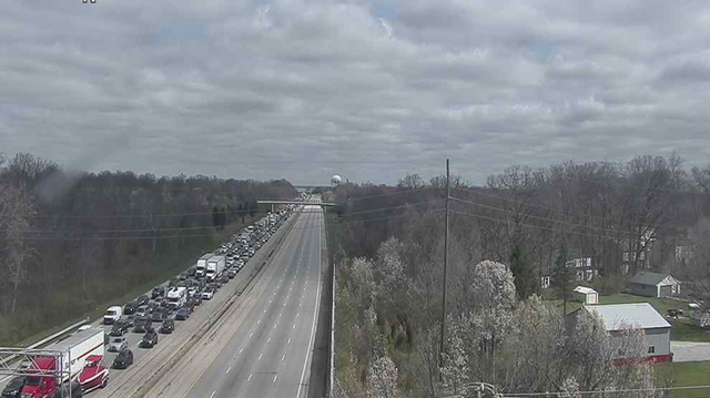 I-71 shutdown both ways past Fields Ertel Rd., Western Row - Vimarsana News