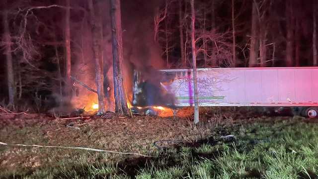 Truck driver rescued from fiery Rankin County crash - Vimarsana News