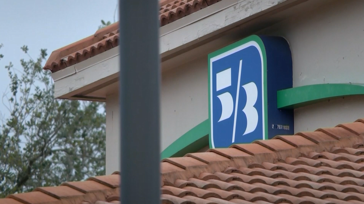 Fifth Third, Comerica merger complete, creating 9th largest bank in U.S.