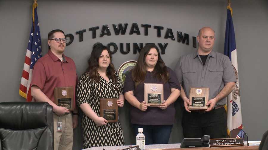 pottawattamie county 911 operators honored for life saving measures