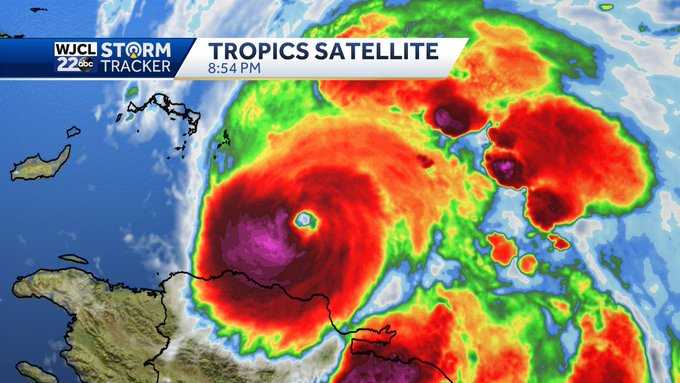 Hurricane Fiona nearing Turks & Caicos Islands