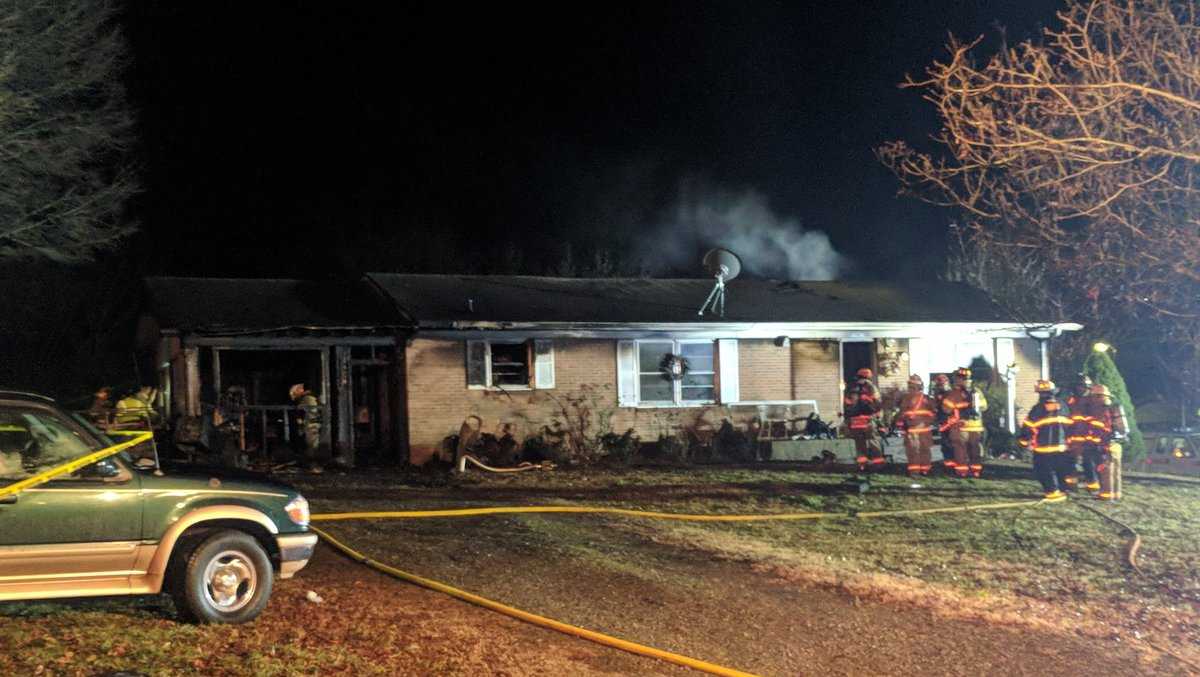 1 woman, 2 pets dead after Reidsville house fire